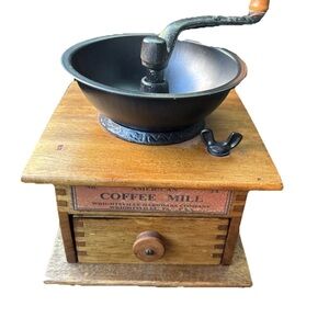 VTG WRIGHTSVILLE HARDWARE W. H. CO COFFEE GRINDER MILL #14